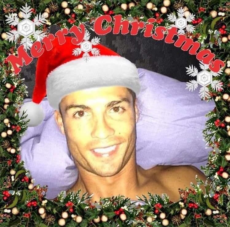 , Christiano ronaldo Have a holly jolly Christmas guys 😊😊|Pinterest